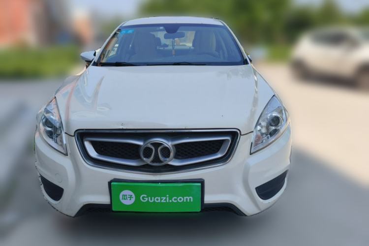 Used BAIC Senova D50 2014 1.5L manual standard version Front