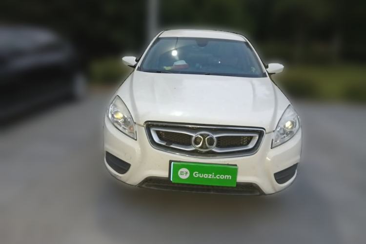 Used BAIC Senova D50 2014 1.5L manual standard version Front