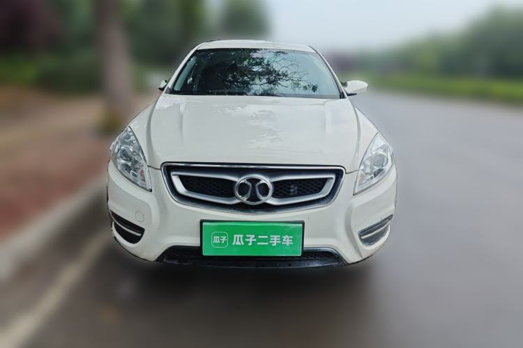 Used BAIC Senova D50 2014 1.5L manual standard version Front