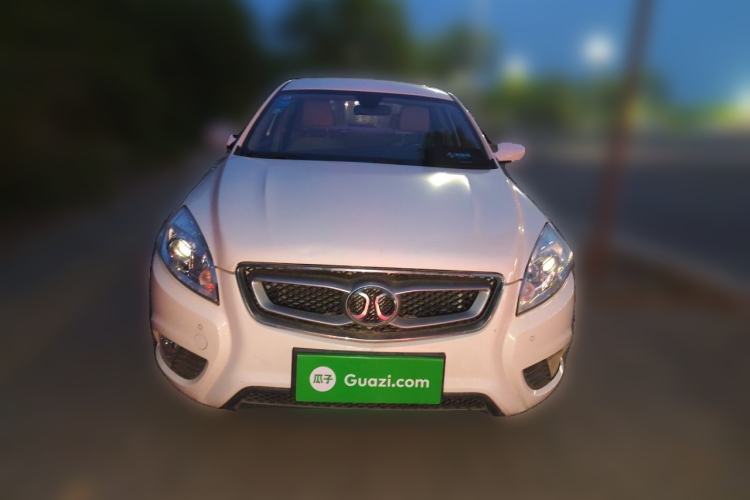 Used BAIC Senova D50 2014 1.5L manual comfort version Front