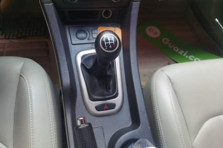 Used BAIC Senova D50 2014 1.5L manual comfort version Gear Lever