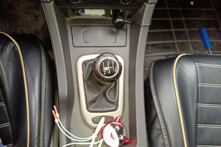 Used BAIC Senova D50 2014 1.5L manual standard version Gear Lever