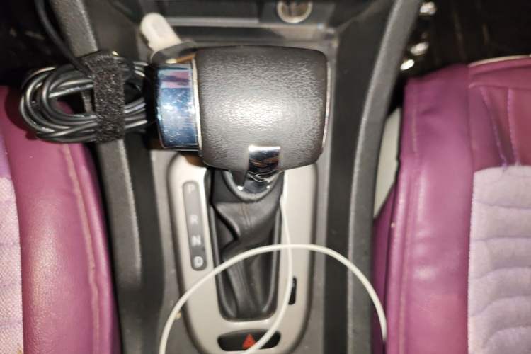Used BAIC Senova D50 2014 1.5L CVT Standard Edition Gear Lever