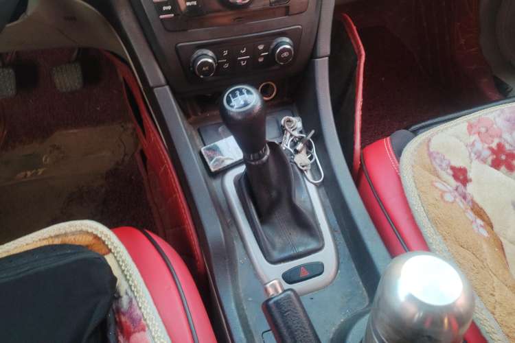 Used BAIC Senova D50 2014 1.5L manual standard version Gear Lever