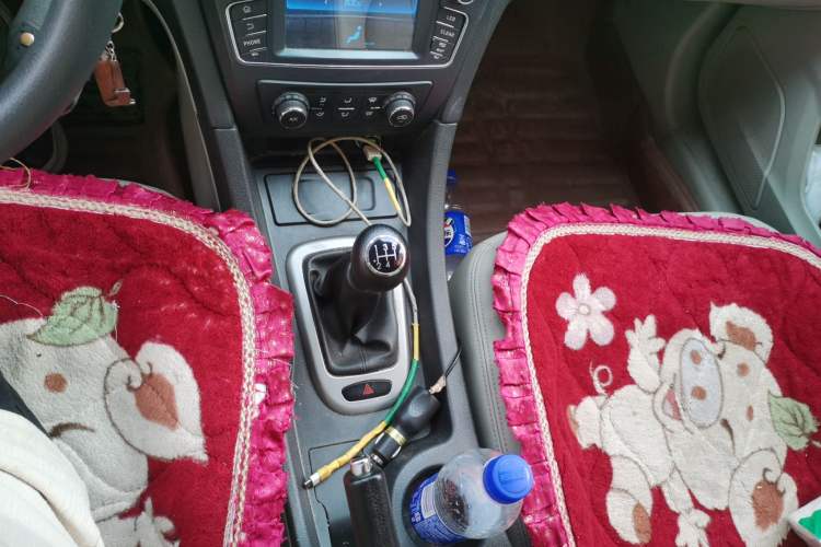 Used BAIC Senova D50 2014 1.5L manual standard version Gear Lever