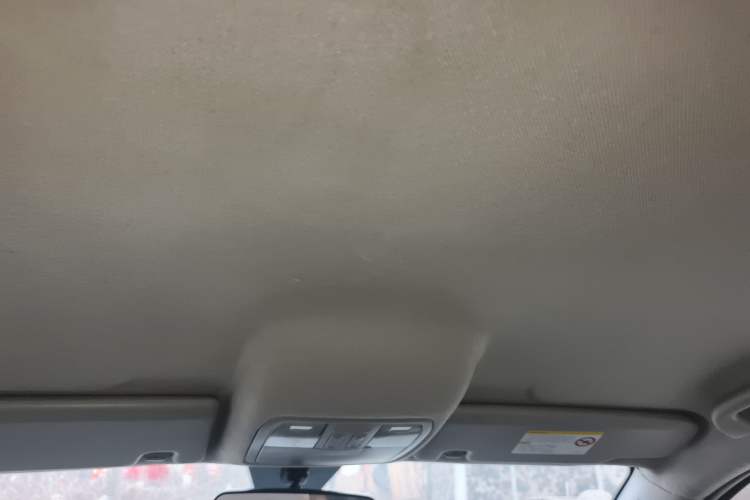 Used BAIC Senova D50 2014 1.5L manual standard version Headliner