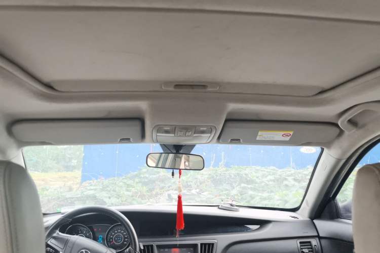 Used BAIC Senova D50 2014 1.5L manual comfort version Headliner