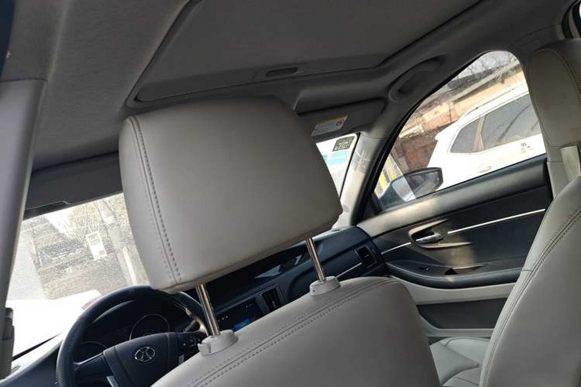 Used BAIC Senova D50 2014 1.5L manual comfort version Headliner