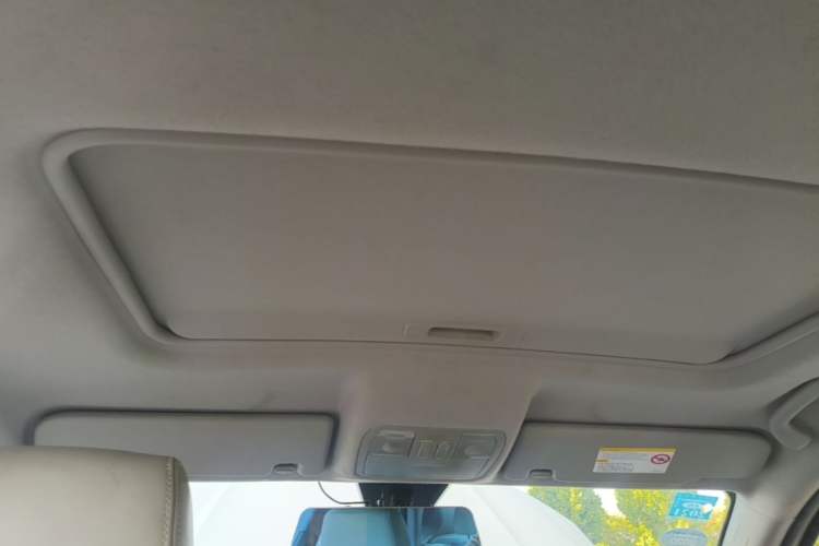 Used BAIC Senova D50 2014 1.5L manual comfort version Headliner