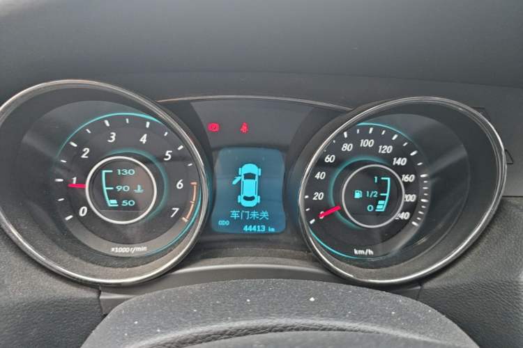 Used BAIC Senova D50 2014 1.5L manual comfort version Instrument Cluster