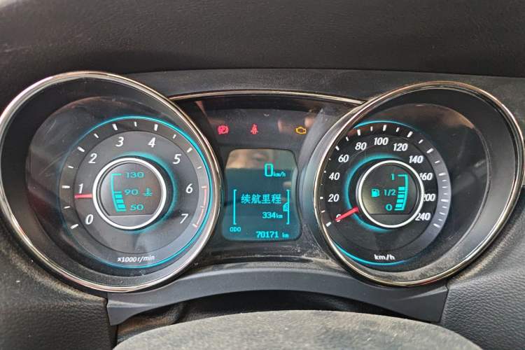 Used BAIC Senova D50 2014 1.5L manual comfort version Instrument Cluster
