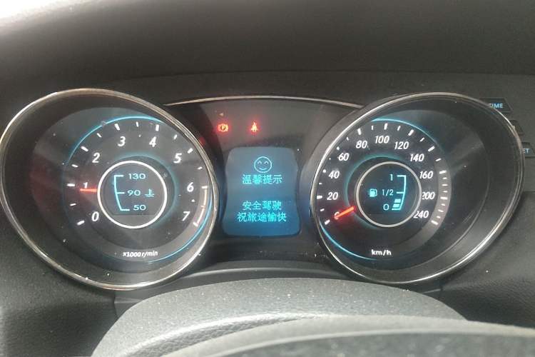 Used BAIC Senova D50 2014 1.5L manual standard version Instrument Cluster