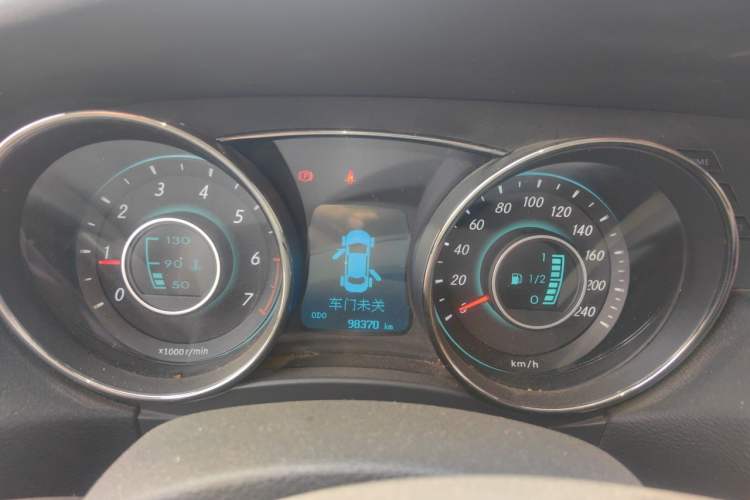 Used BAIC Senova D50 2014 1.5L manual comfort version Instrument Cluster