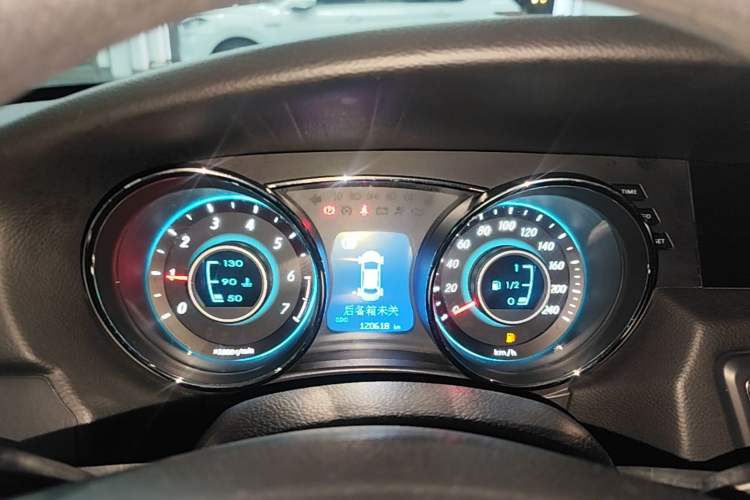 Used BAIC Senova D50 2014 1.5L CVT Standard Edition Instrument Cluster