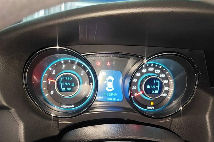 Used BAIC Senova D50 2014 1.5L CVT Standard Edition Instrument Cluster