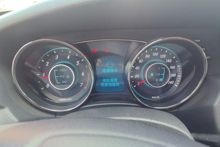 Used BAIC Senova D50 2014 1.5L CVT Standard Edition Instrument Cluster
