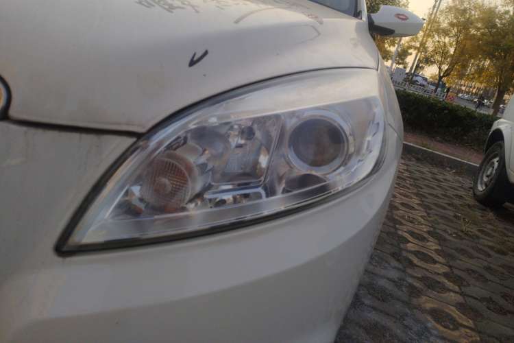 Used BAIC Senova D50 2014 1.5L manual standard version Left Front Headlight