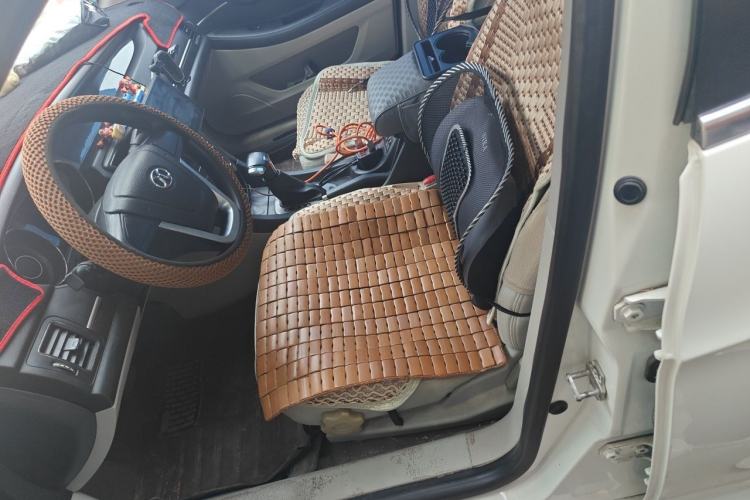Used BAIC Senova D50 2014 1.5L CVT Standard Edition Left Front Seat
