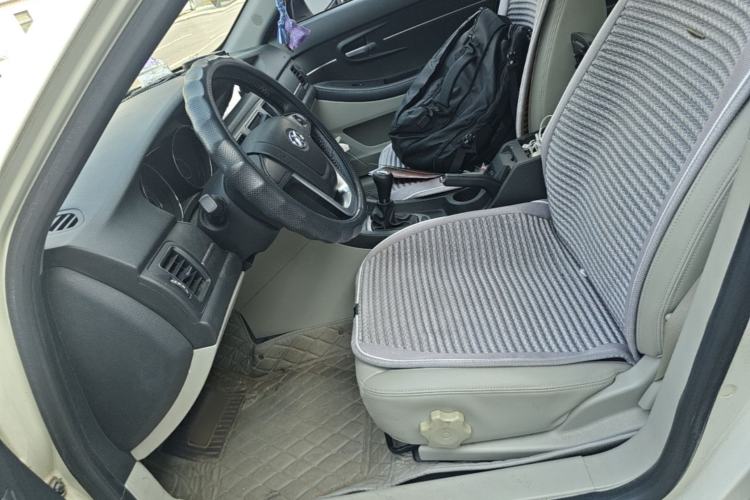 Used BAIC Senova D50 2014 1.5L manual comfort version Left Front Seat