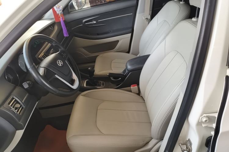Used BAIC Senova D50 2014 1.5L manual comfort version Left Front Seat