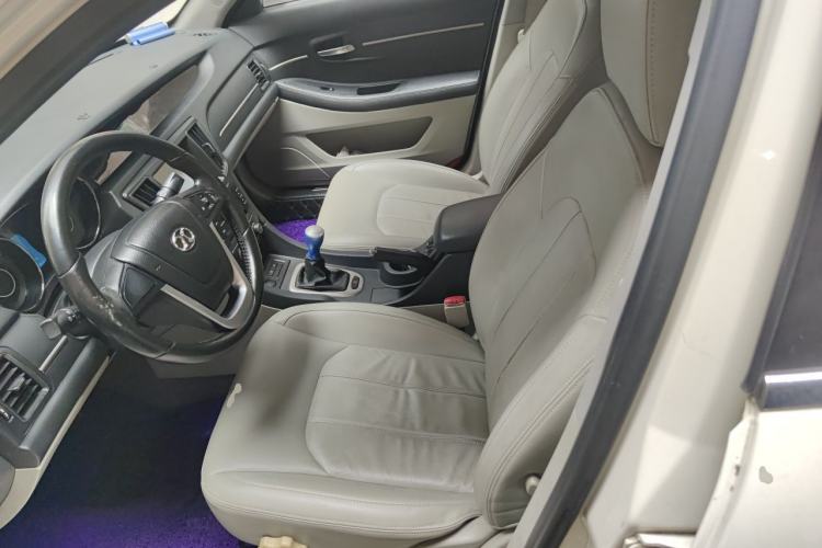 Used BAIC Senova D50 2014 1.5L manual comfort version Left Front Seat