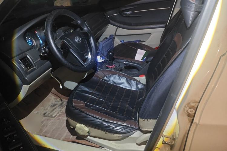Used BAIC Senova D50 2014 1.5L manual standard version Left Front Seat