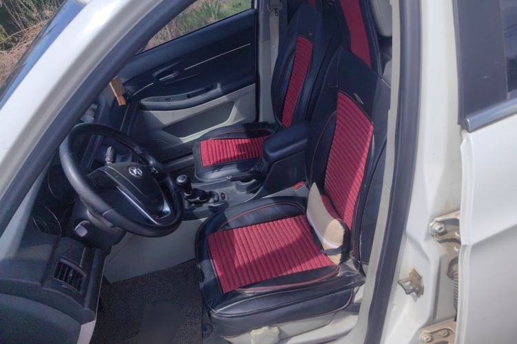 Used BAIC Senova D50 2014 1.5L manual comfort version Left Front Seat