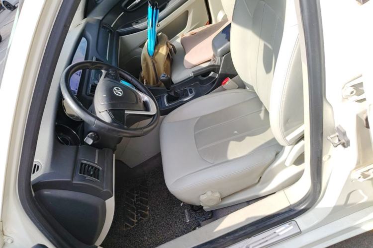 Used BAIC Senova D50 2014 1.5L manual comfort version Left Front Seat