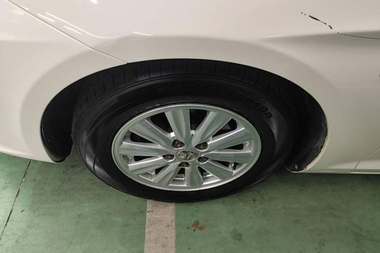 Used BAIC Senova D50 2014 1.5L CVT Standard Edition Left Front Wheel Hub