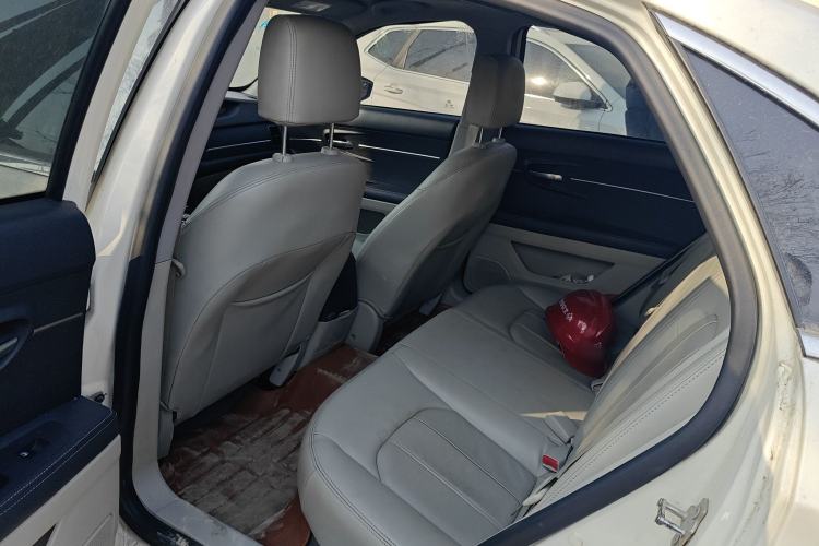 Used BAIC Senova D50 2014 1.5L manual comfort version Left Rear Seat