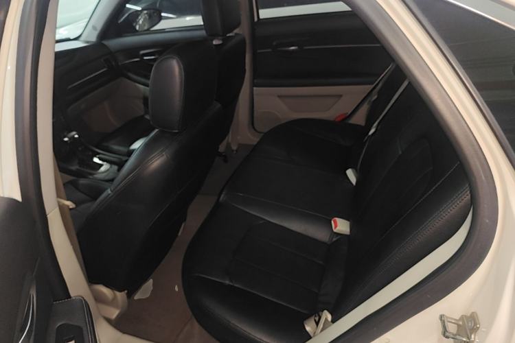 Used BAIC Senova D50 2014 1.5L CVT Standard Edition Left Rear Seat