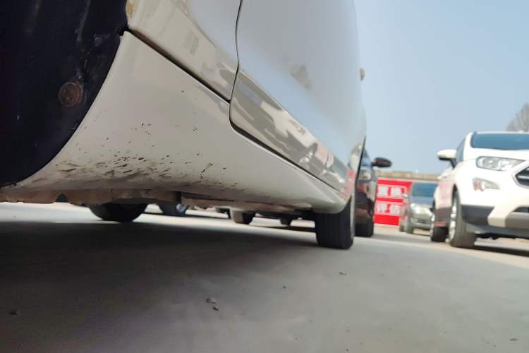 Used BAIC Senova D50 2014 1.5L CVT Standard Edition Left Side Sill
