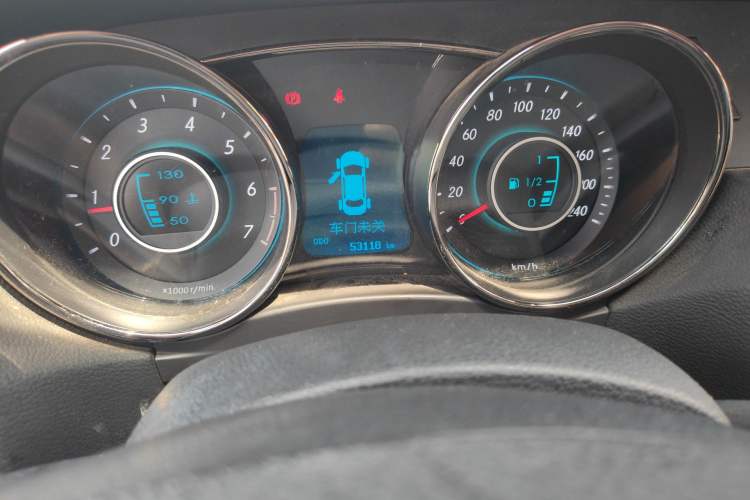 Used BAIC Senova D50 2014 1.5L manual comfort version Odometer Close Up