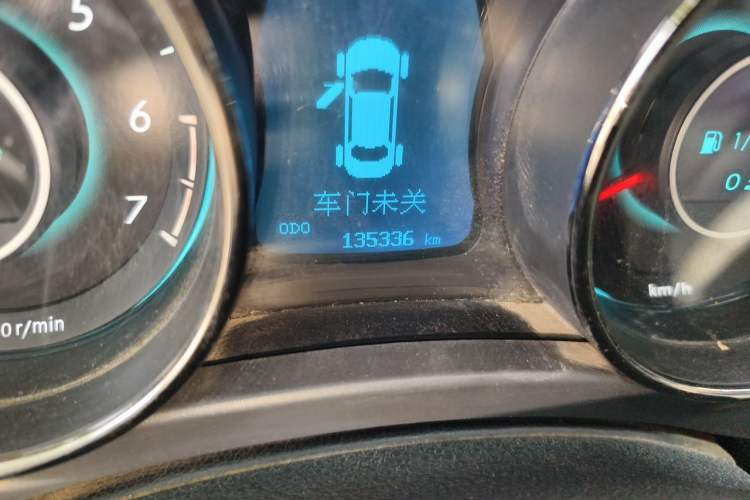 Used BAIC Senova D50 2014 1.5L manual standard version Odometer Close Up