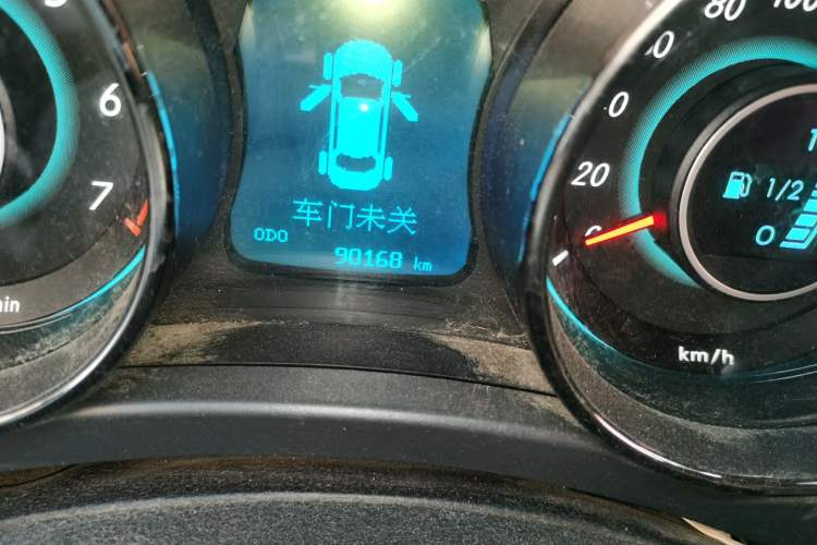 Used BAIC Senova D50 2014 1.5L manual comfort version Odometer Close Up