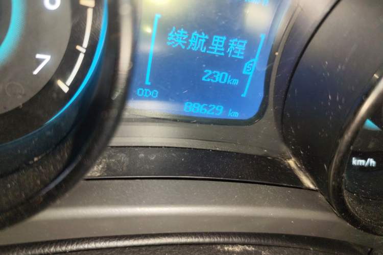 Used BAIC Senova D50 2014 1.5L manual comfort version Odometer Close Up