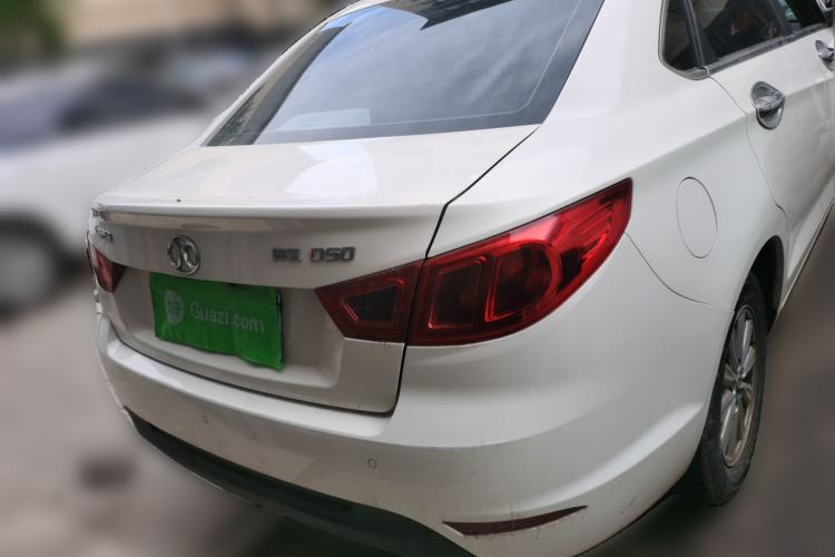 Used BAIC Senova D50 2014 1.5L manual standard version Rear