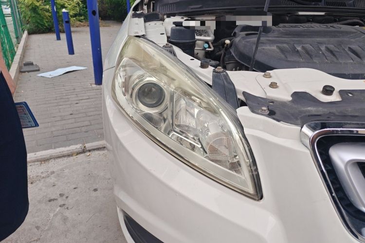 Used BAIC Senova D50 2014 1.5L CVT Standard Edition Right Front Headlight