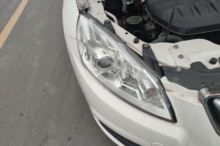 Used BAIC Senova D50 2014 1.5L CVT Standard Edition Right Front Headlight