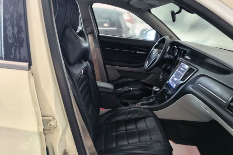 Used BAIC Senova D50 2014 1.5L CVT Standard Edition Right Front Seat