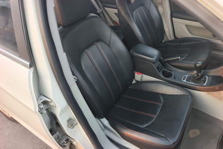 Used BAIC Senova D50 2014 1.5L manual standard version Right Front Seat