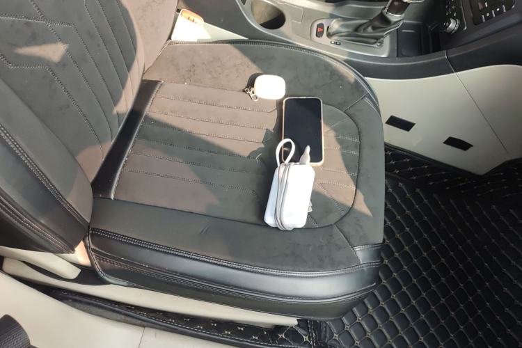 Used BAIC Senova D50 2014 1.5L CVT Standard Edition Right Front Seat