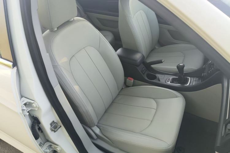 Used BAIC Senova D50 2014 1.5L manual comfort version Right Front Seat