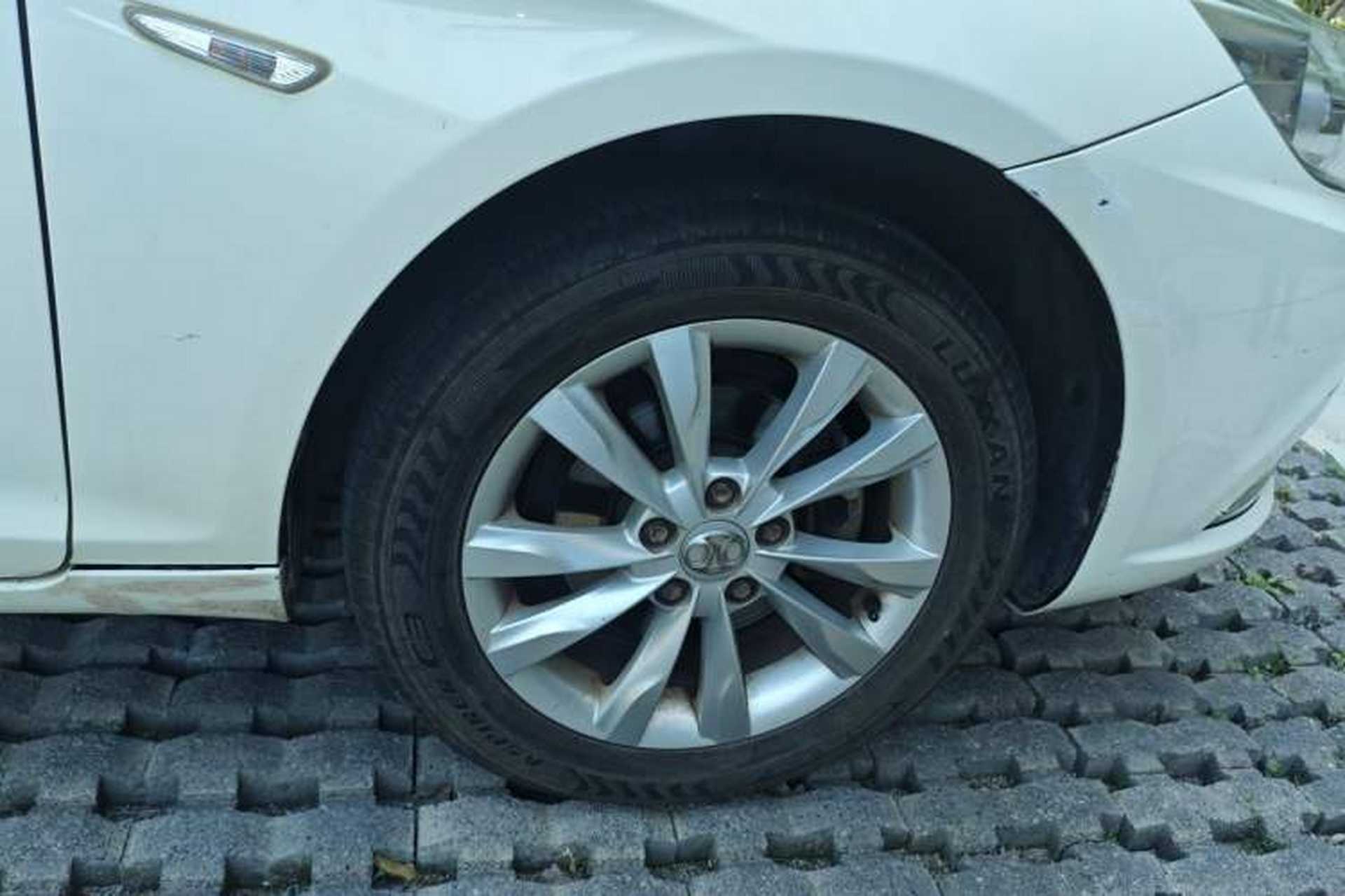 Used BAIC Senova D50 2014 1.5L manual comfort version Right Front Wheel Hub