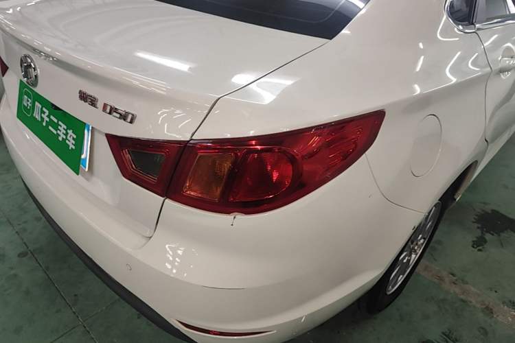Used BAIC Senova D50 2014 1.5L CVT Standard Edition Right Rear Taillight