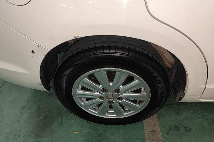 Used BAIC Senova D50 2014 1.5L CVT Standard Edition Right Rear Wheel Hub