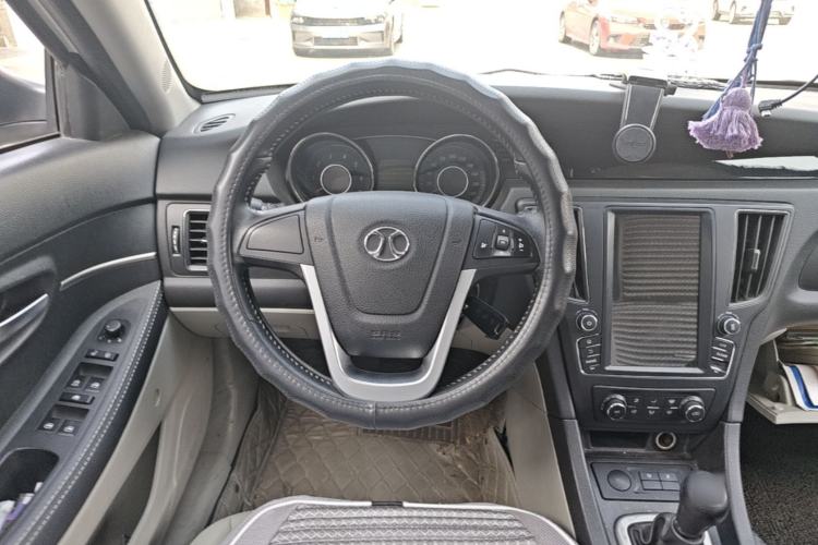 Used BAIC Senova D50 2014 1.5L manual comfort version Steering Wheel