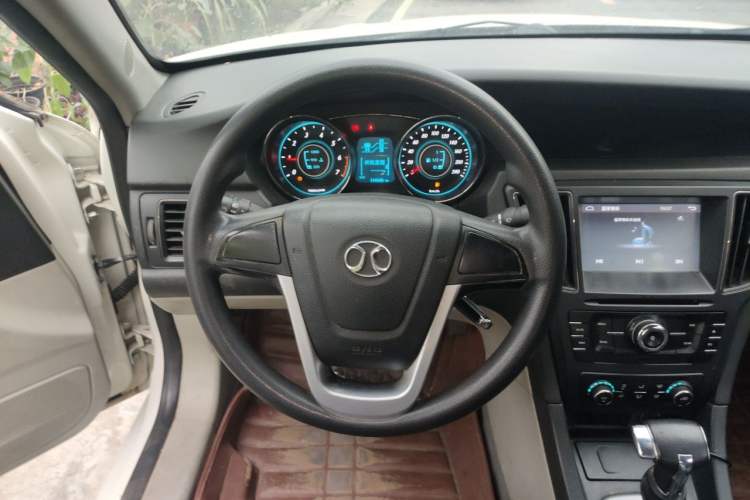 Used BAIC Senova D50 2014 1.5L CVT Standard Edition Steering Wheel