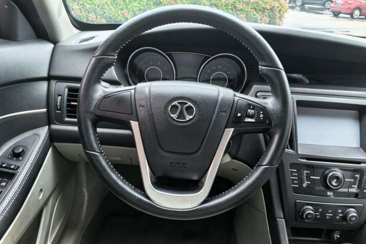 Used BAIC Senova D50 2014 1.5L manual comfort version Steering Wheel