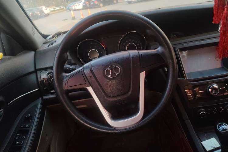 Used BAIC Senova D50 2014 1.5L manual standard version Steering Wheel